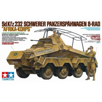 Sd.Kfz.232 Vehículo blindado pesado alemán de 8 ruedas ``Afrika-Corps``  E1/35