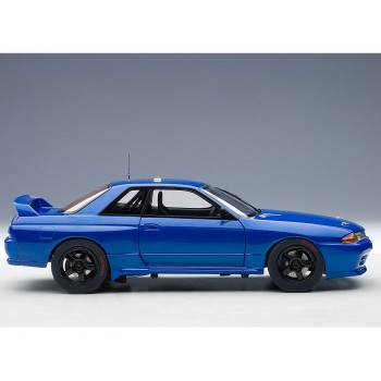 NISSAN SKYLINE GT-R (R32) E1/18 AZUL