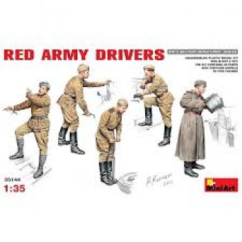 RED ARMY DRIVERS E1/35