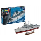 HMS INVINCIBLE E1/700