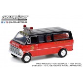 Ford Club Wagon Ambulancia ``Chicago`` (1969) E1/64